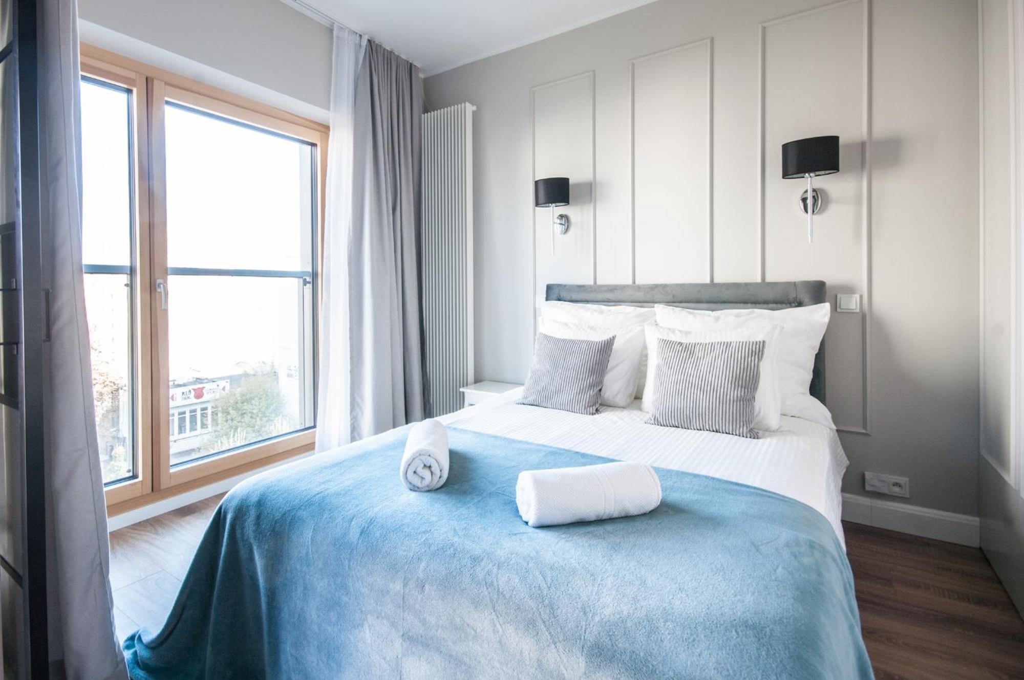 Vipwarsawapartments Sapphire Mennica Residence Buitenkant foto