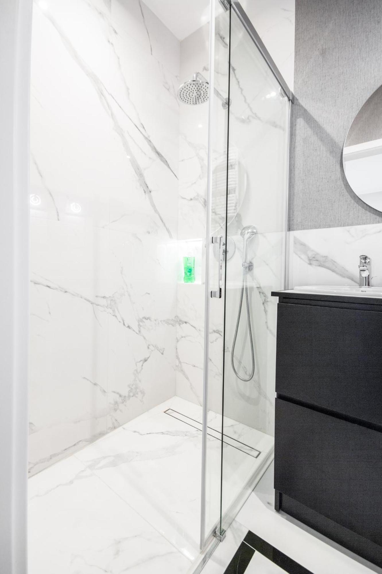 Vipwarsawapartments Sapphire Mennica Residence Buitenkant foto