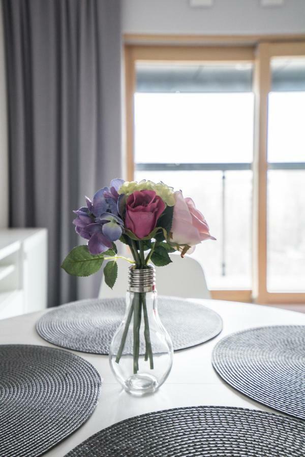 Vipwarsawapartments Sapphire Mennica Residence Buitenkant foto